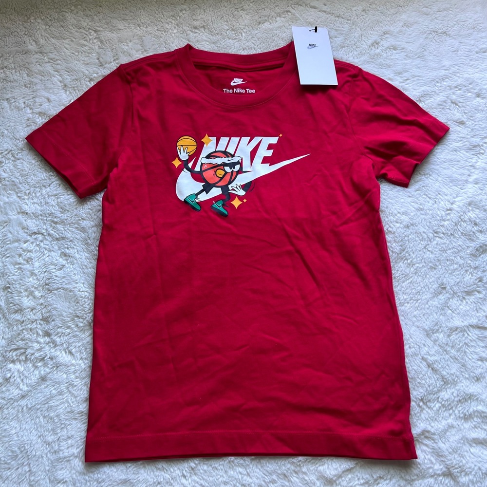 Nike Kids Basketball Graphic T-Shirt Red Short Sleeve Crew Neck FZ5123-657 Small